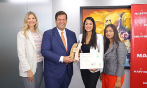 De izquierda a derecha Lourdes Musri Canalda, Zacarías Rodríguez, Massiel Abreu y Nairoby Herrera